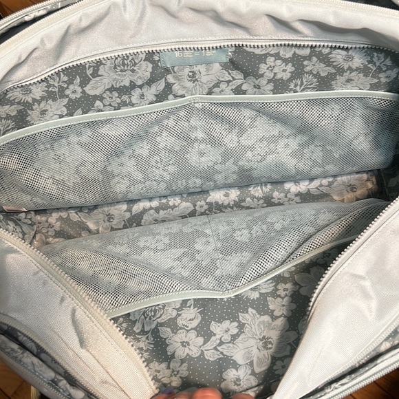 Vera Bradley ReActive Weekender Travel Bag with custom patches. Light blue - Picture 9 of 12